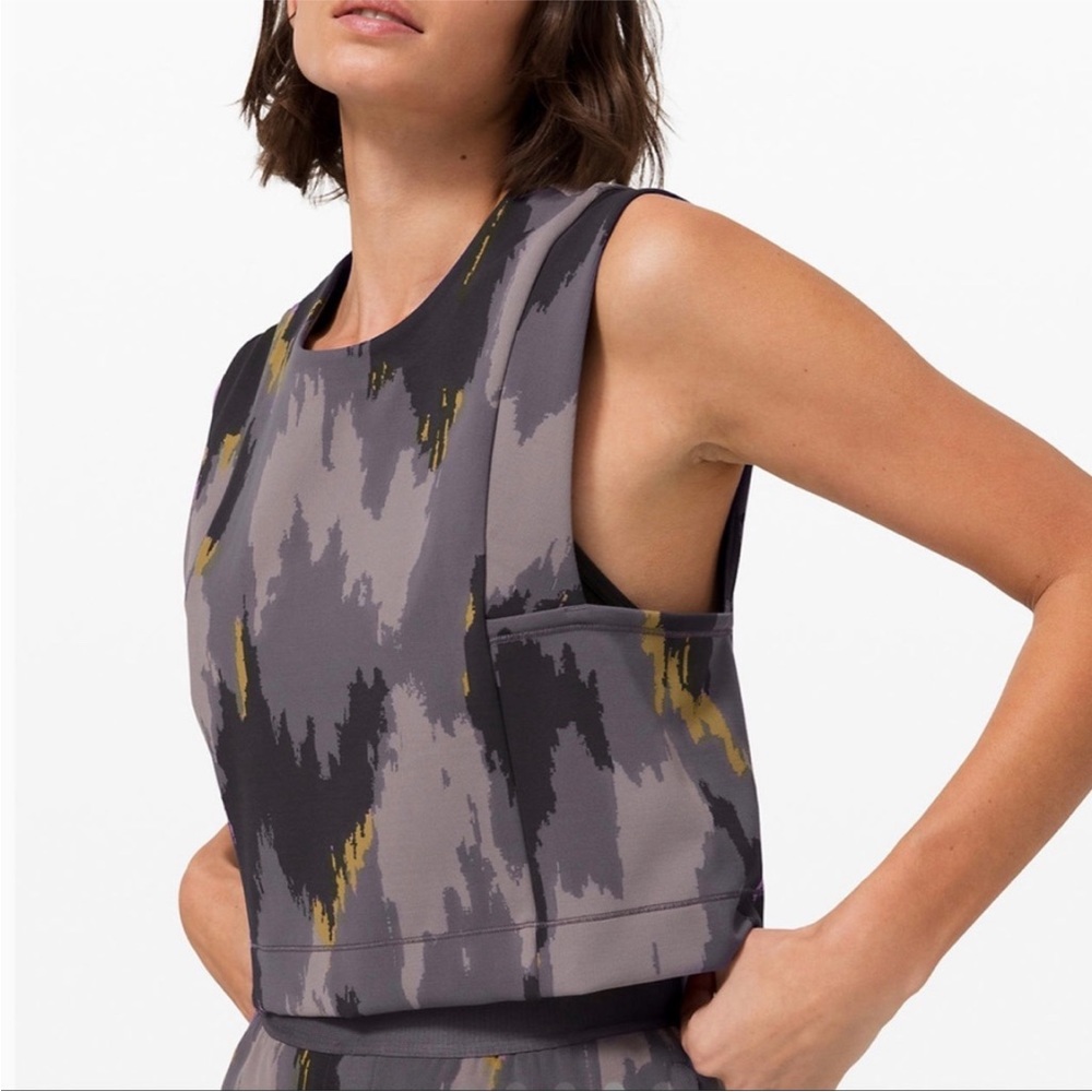 lululemon athletica Gray and Yellow Patterned Top